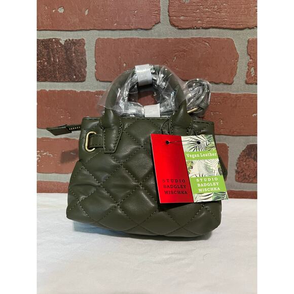 NEW Badgley Mischka Mini Tote Bag Green Quilted Gold Front Lock Crossbody - Picture 5 of 6